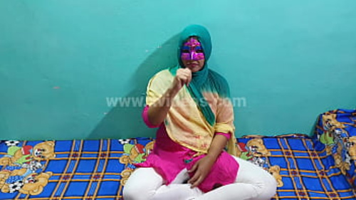 पूजा से मेरी शादी के बारे में मेरे चाचा और चाची को हिंदी ऑडियो में सूचित करें
