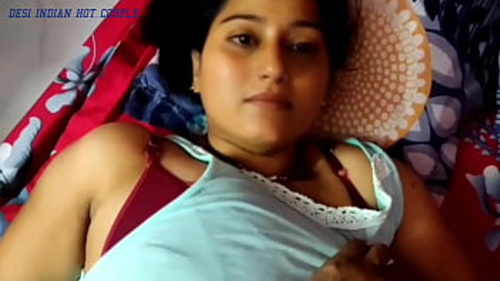 सेक्सी भारतीय भाभी की चूत चुदाई का मजा लेने के लिए हिंदी वॉयसओवर