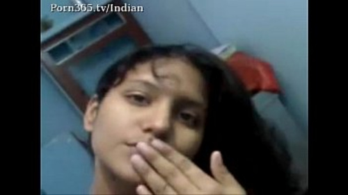 एक प्यारी भारतीय लड़की का सोलो न्यूडिटी एमएमएस।