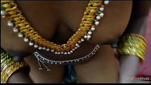 टेलर के साथ महिलाओं के साथ सेक्स करें।
