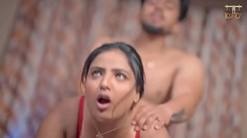 भारत की तीव्र इच्छा: एक गर्म और मसालेदार मुठभेड़।