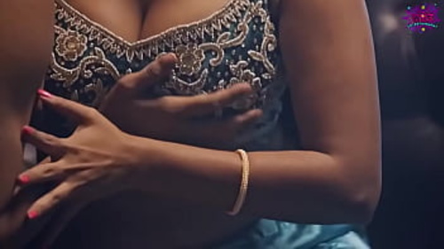 हसीना का एक देसी प्रेमी के साथ जुनूनी मुठभेड़।
